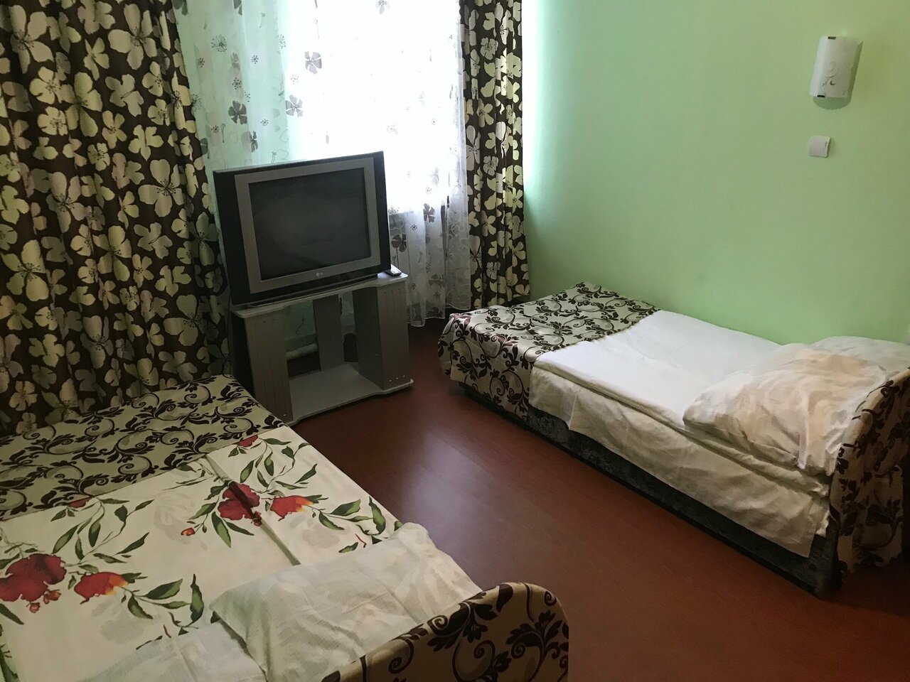 Гостиница Апрель Людиново